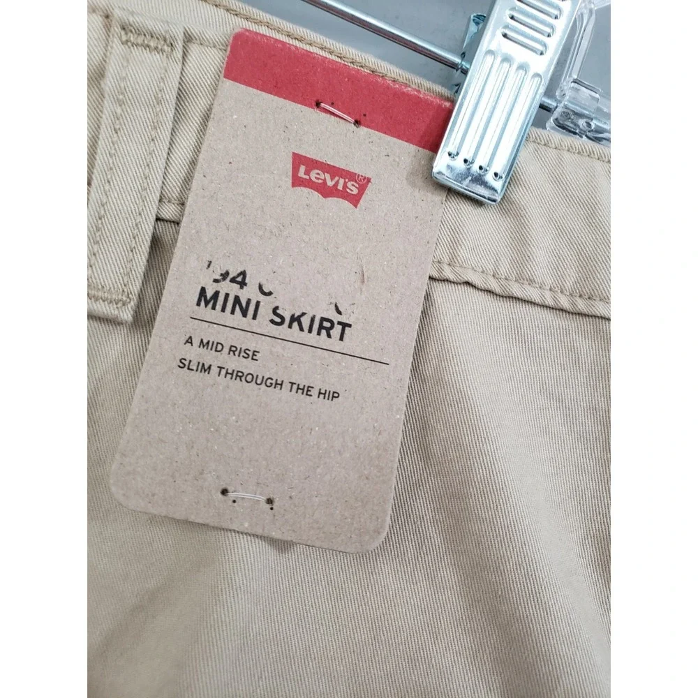 NEW Levi's 94 Cargo Skirt Khaki Size 28 Mini‎ Tan Beige - 100% Cotton Short